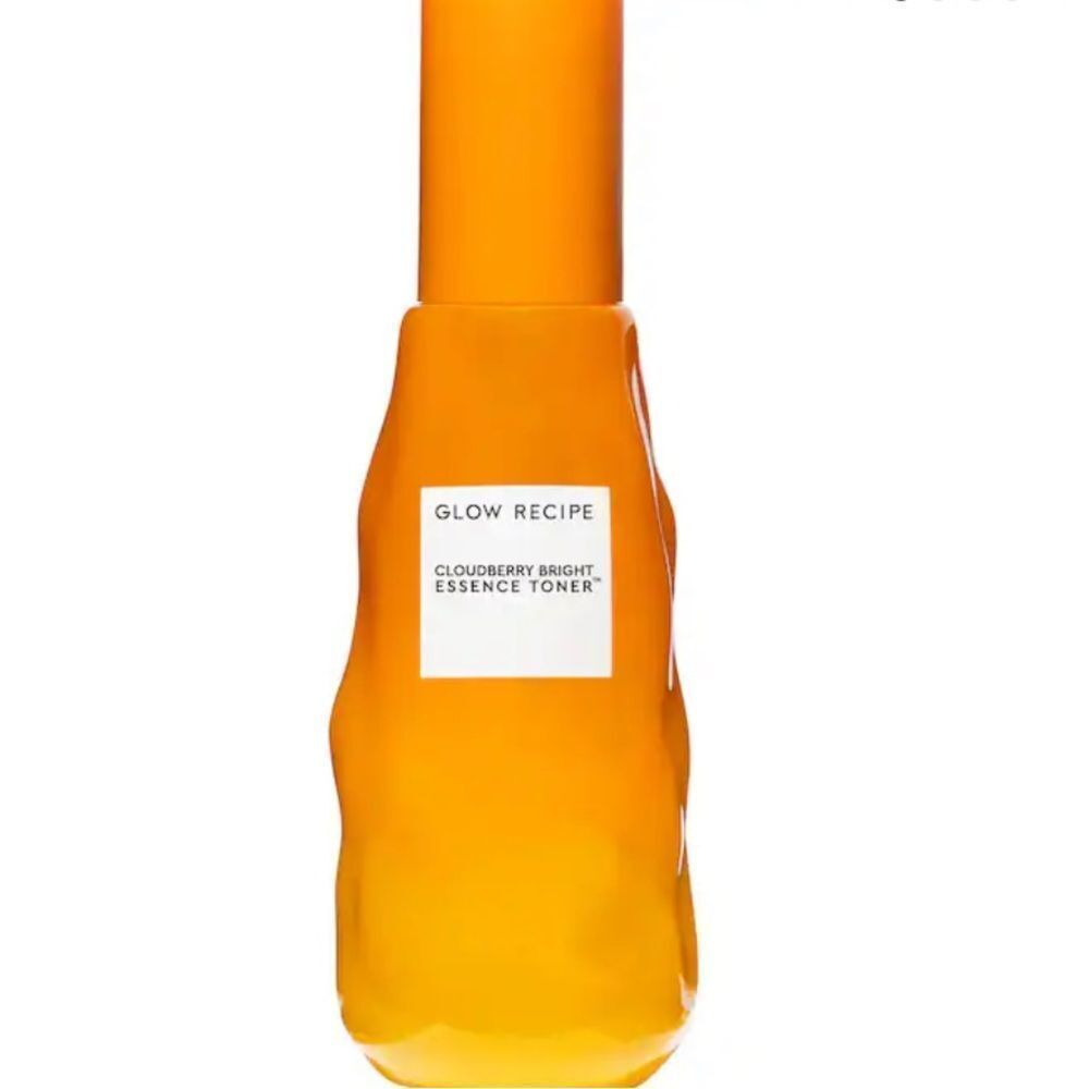 Glow Recipe
Cloudberry Bright Essence Toner